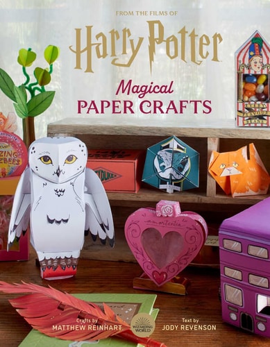 The Wizard's Craftbook: Magical DIY Crafts Inspired by Harry Potter, Fantastic Beasts, The Lord of the Rings, The Wizard of Oz, and More!