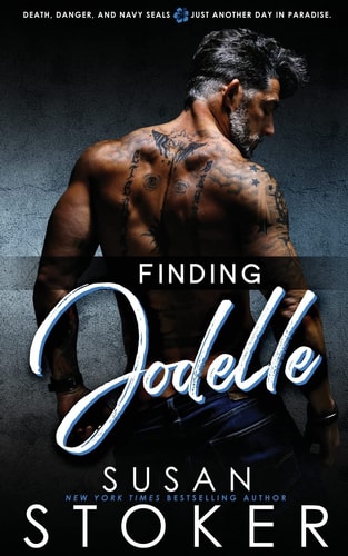Finding Jodelle (SEAL Team Hawaii)